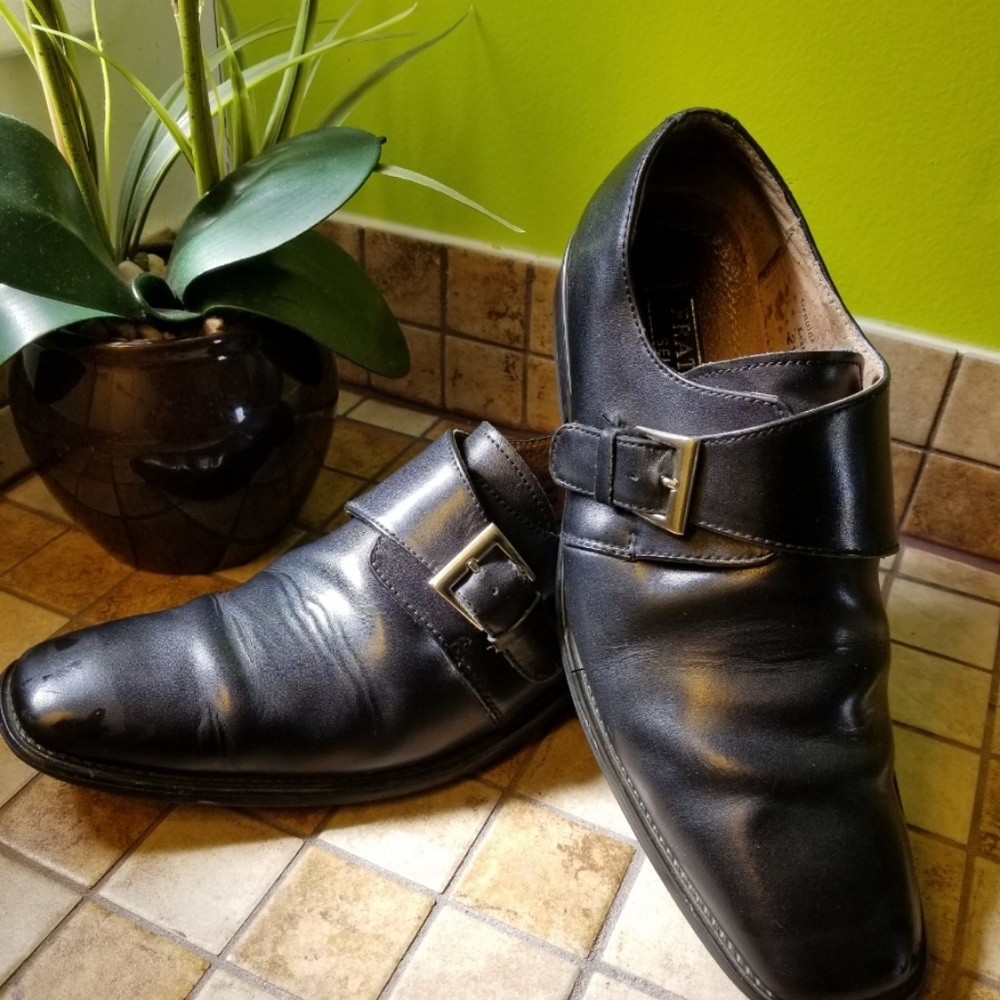 Men's shoes